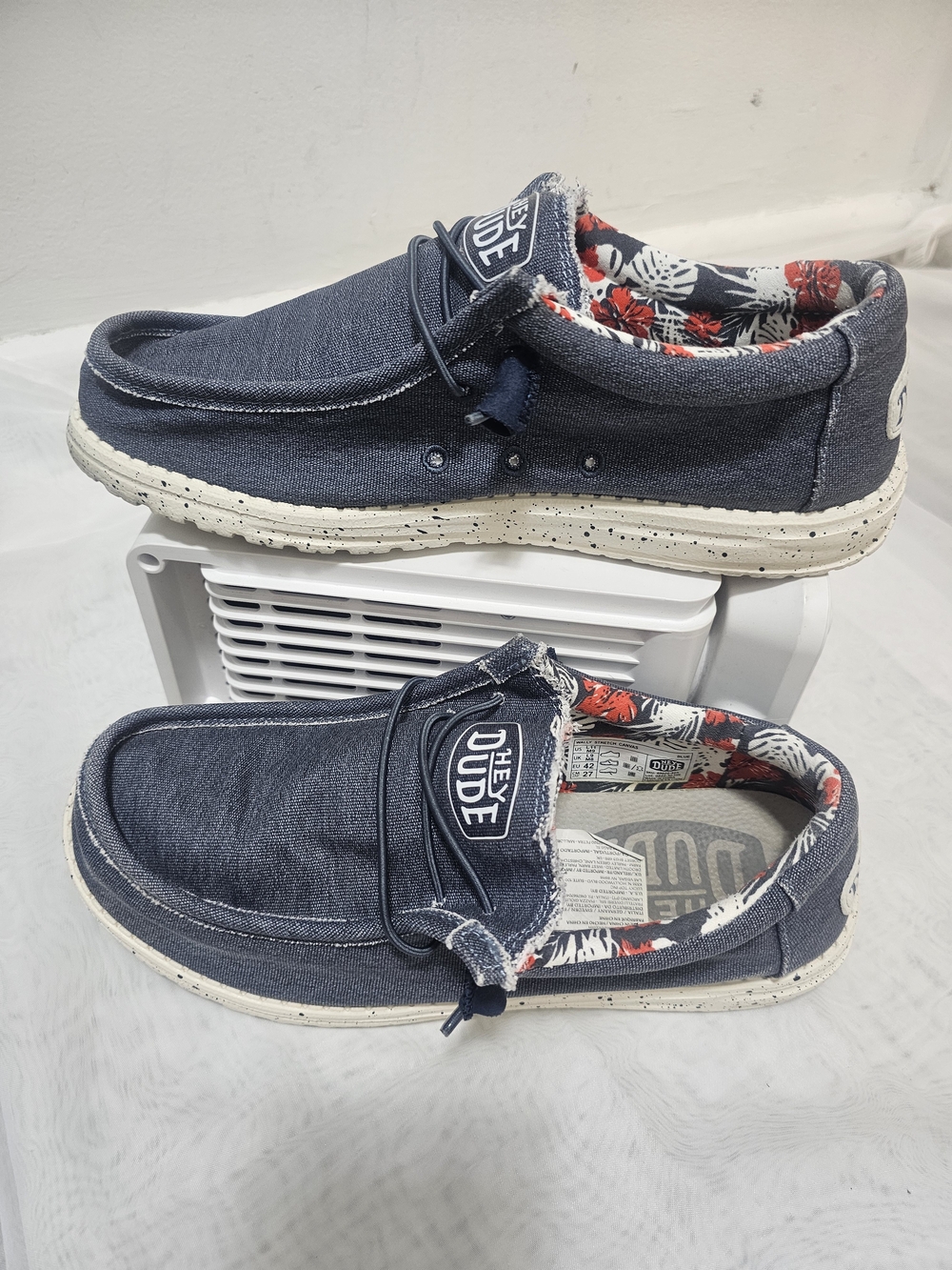 Hey Dude Wally Stretch Canvas Men's Blue Slip-On Shoes US M9 EU M 42 UK M8.